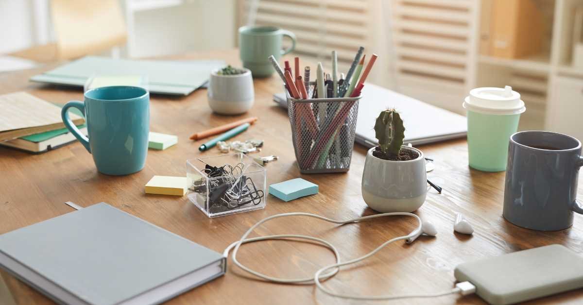 table clutter everyday mess