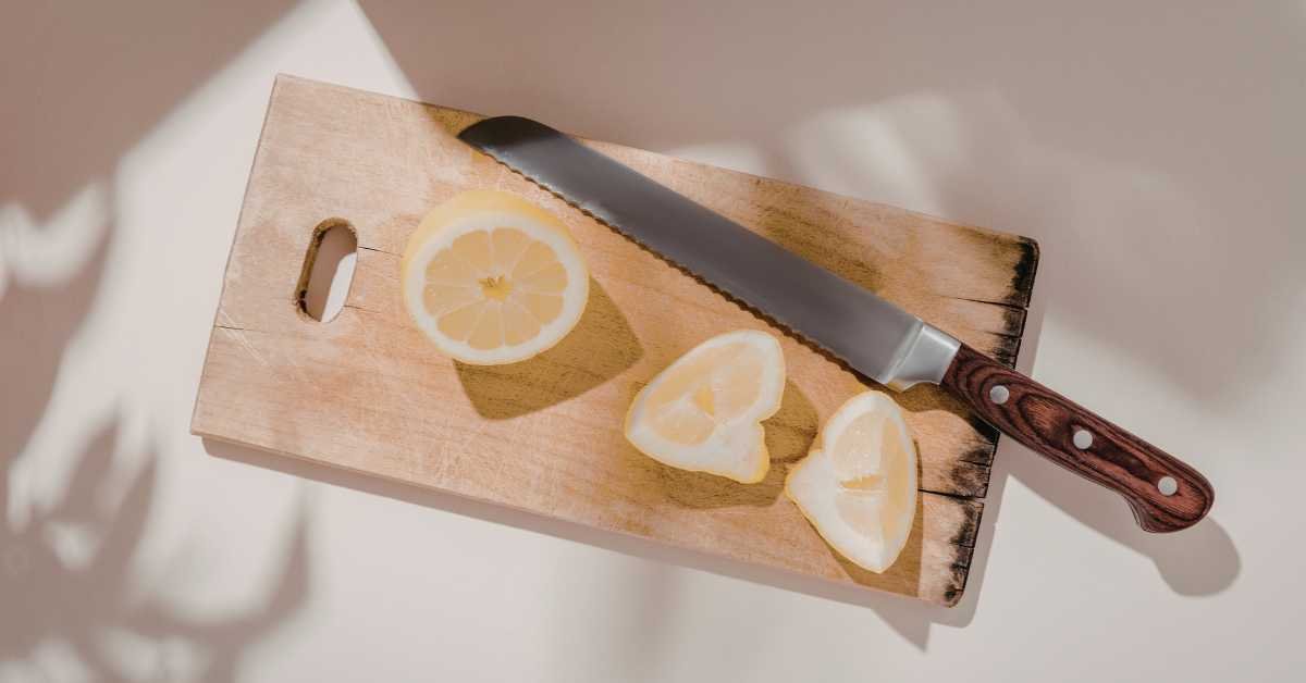 kitchen knife plate on floor casual home mistake